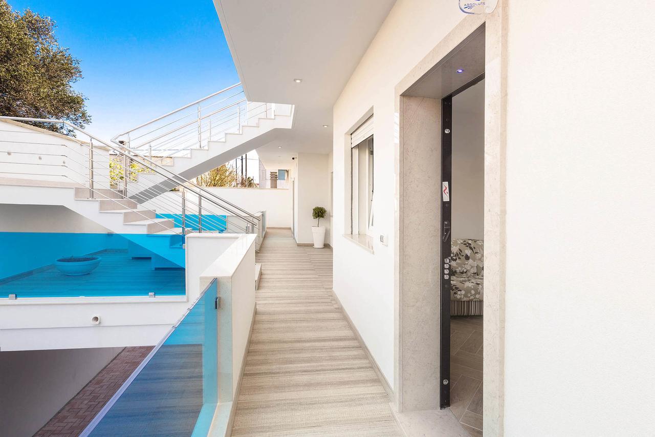 Absolute Suite Apartments Porto Cesareo Exterior photo