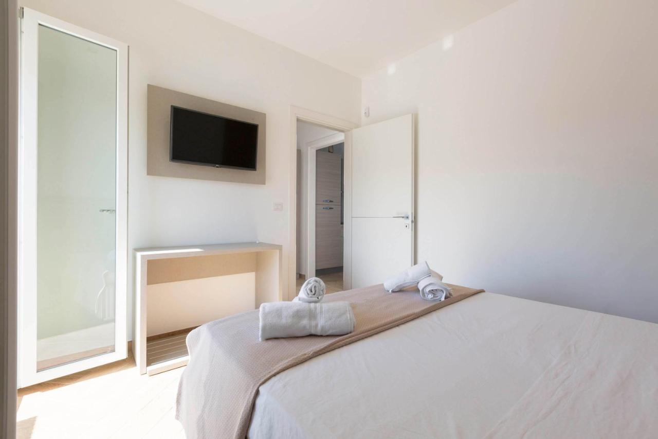 Absolute Suite Apartments Porto Cesareo Exterior photo