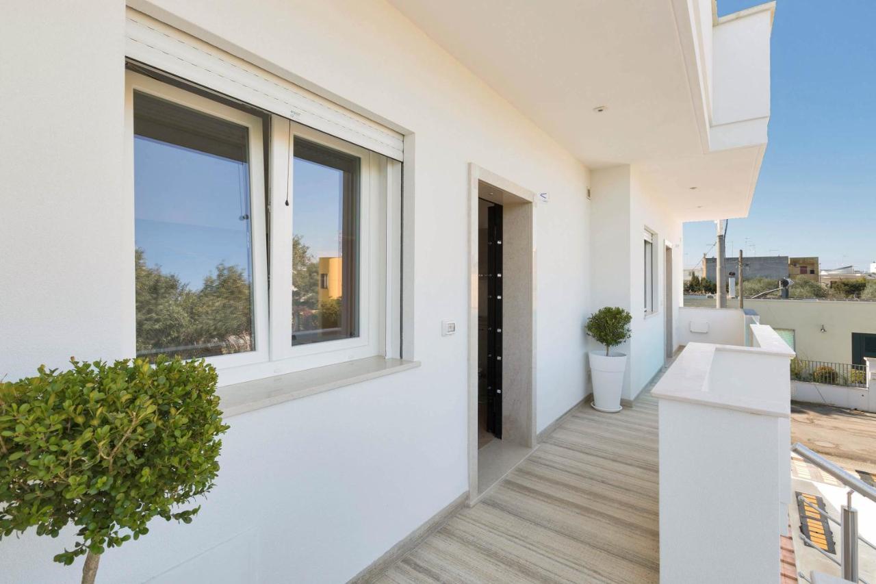 Absolute Suite Apartments Porto Cesareo Exterior photo